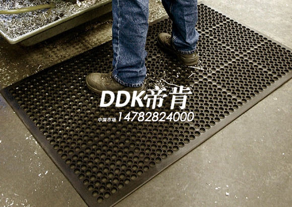 圓孔橡膠墊碎屑收集墊，多空橡膠墊，防滑橡膠墊，90 厘米X150 厘米防滑地墊，橡膠抗疲勞地墊