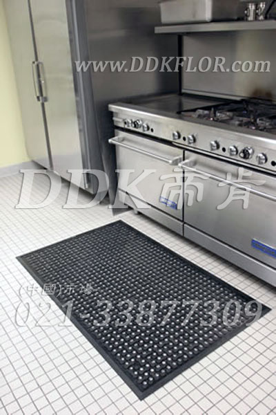 廚房有什么防滑墊好_黑色(6)樣板圖片,帝肯(DDK)_4700_798(廚房地面防滑鋪墊材)效果圖"" 廚房有什么防滑墊好_黑色(6)樣板圖片,帝肯(DDK)_4700_798(廚房地面防滑鋪墊材)效果圖,廚房地毯,廚房地膠,廚房防滑地墊,廚房防滑地毯,廚房防滑地磚,廚房防滑墊,廚房地墊,餐廳廚房專用地毯,餐廳防滑地墊,食堂專用防滑地毯,食堂用防滑地墊,食堂防滑墊