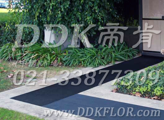 黑色戶外走道防滑地毯卷材(9)樣板圖片,帝肯(DDK)_S450_660(室外地面防滑地毯材料)效果圖 黑色戶外走道防滑地毯卷材(9)樣板圖片,帝肯(DDK)_S450_660(室外地面防滑地毯材料)效果圖,室外地墊,室外地板膠,室外地板革,室外地毯,室外地膠,室外塑料地毯,室外塑膠地板,室外橡膠地板,室外防水地板,室外防滑地墊,室外防滑地毯,室外防滑墊,彈性地膠,戶外地膠,戶外地毯,戶外地墊,戶外綠色地毯,戶外塑膠地毯,地膠,走道地墊,走道地毯,走道墊,通道地毯,過道地毯,過道防滑墊,橡膠防滑地毯,防滑地毯,塑料防滑地毯