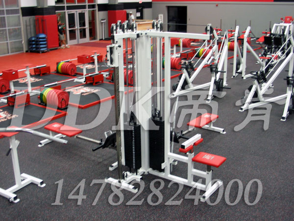 健身房器械區地板是什么材料？樣板圖片,帝肯(DDK)_S3020_P500（Niki|耐柯）效果圖，自由力量區地膠